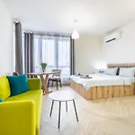 Wow For Rent - Bul Montevideo 25a - B Апарт-отель София