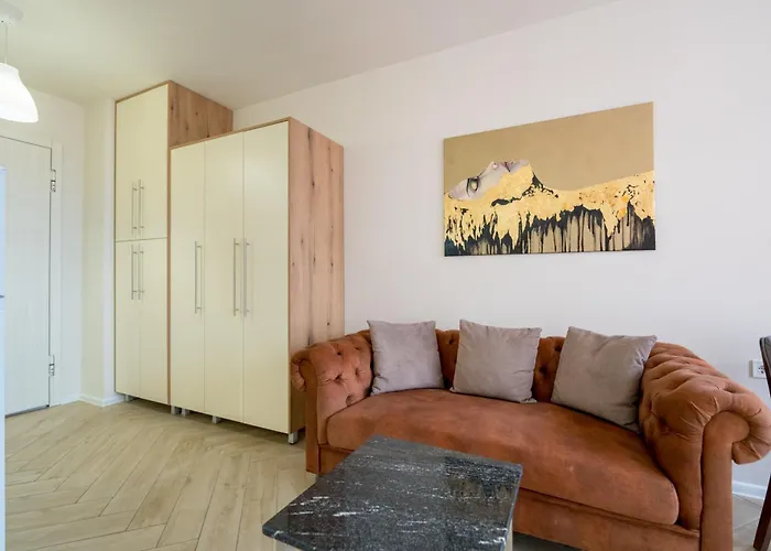 Wow For Rent - Bul Montevideo 25a - B 3* Sofia