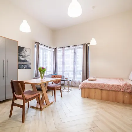 Wow For Rent - Bul Montevideo 25a - B Lägenhetshotell