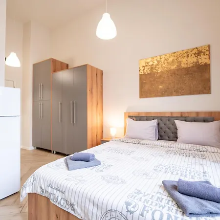Wow For Rent - Bul Montevideo 25a - B 4*