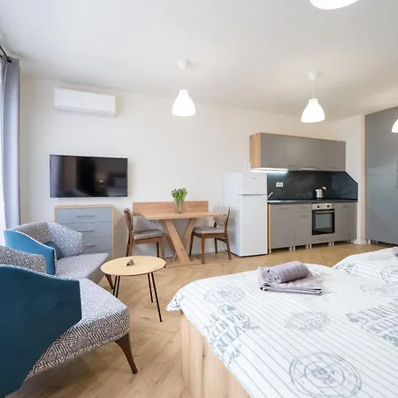 Wow For Rent - Bul Montevideo 25a - B Lägenhetshotell