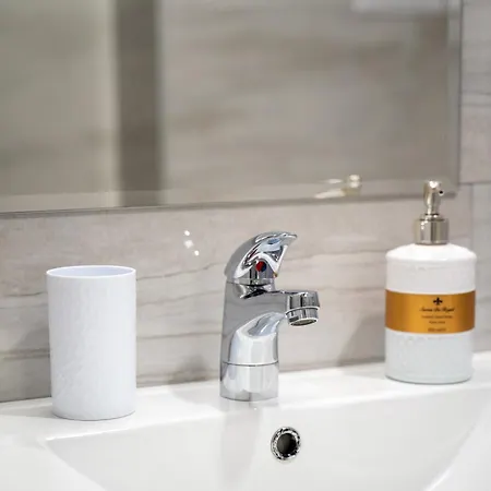 Apart-hotel Wow For Rent - Bul Montevideo 25a - B