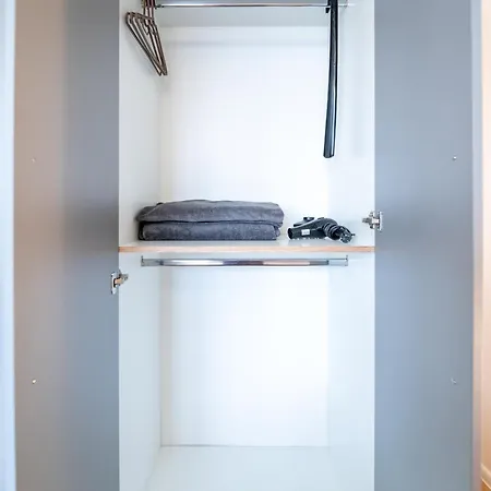 Wow For Rent - Bul Montevideo 25a - B Lägenhetshotell