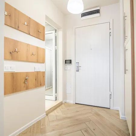 Wow For Rent - Bul Montevideo 25a - B 3* Sófia