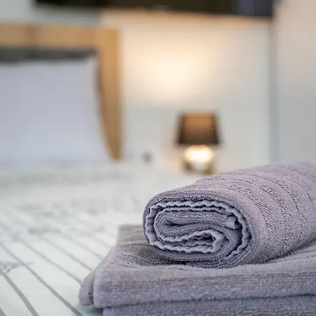 Apart-hotel Wow For Rent - Bul Montevideo 25a - B