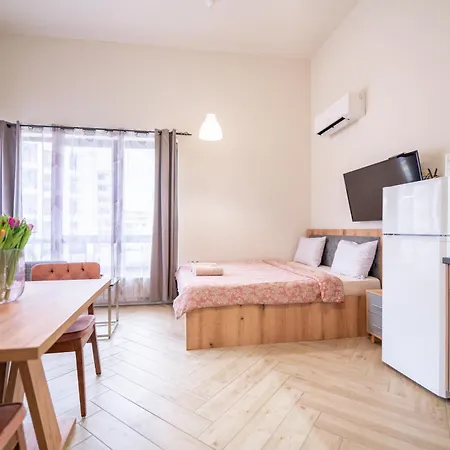 Wow For Rent - Bul Montevideo 25a - B 3* Sófia