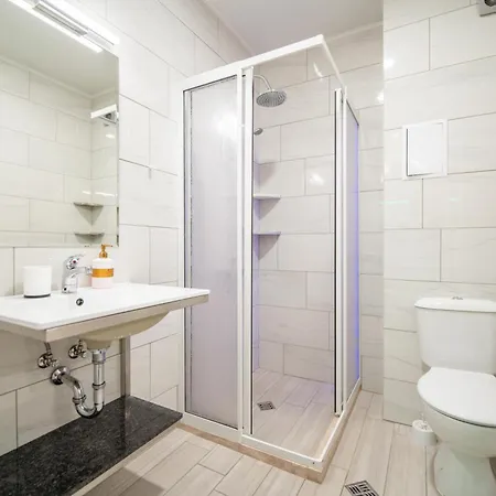 Wow For Rent - Bul Montevideo 25a - B 3*