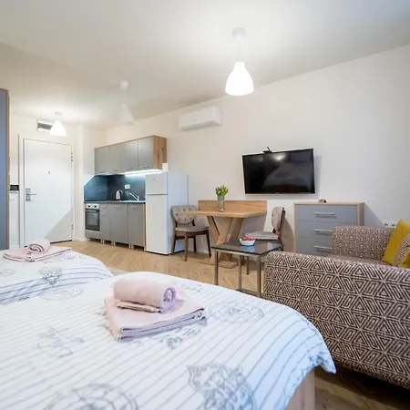 Wow For Rent - Bul Montevideo 25a - B