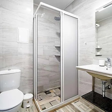 Wow For Rent - Bul Montevideo 25a - B Ξενοδοχείο με διαμερίσματα 4*