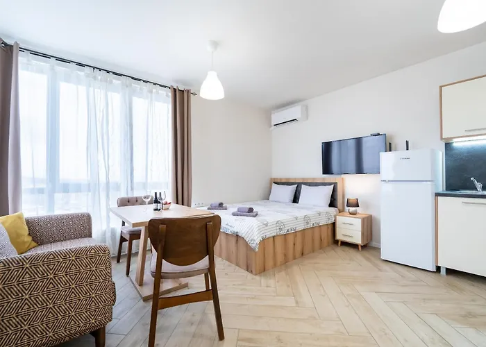 Апартхотел Wow For Rent - Bul Montevideo 25a - B 3*