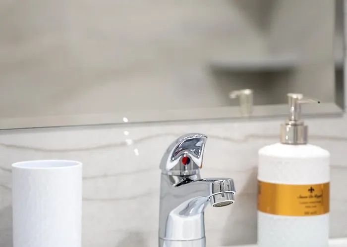 Апартхотел Wow For Rent - Bul Montevideo 25a - B