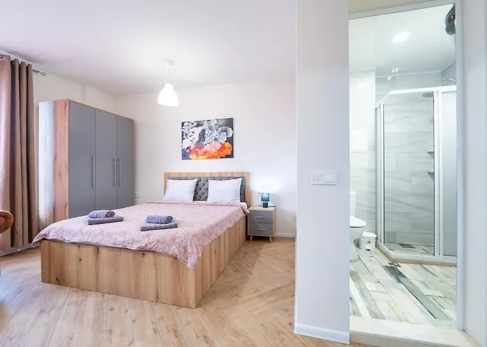 Wow For Rent - Bul Montevideo 25a - B 3* Sofia
