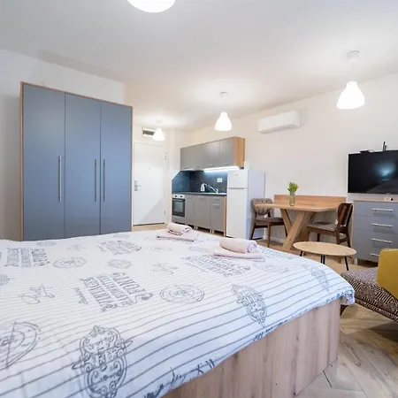 Wow For Rent - Bul Montevideo 25a - B