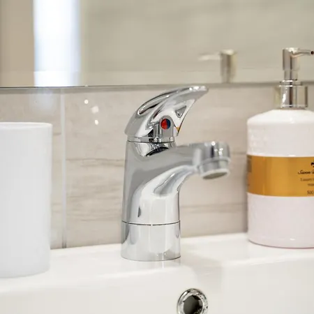 公寓式酒店 Wow For Rent - Bul Montevideo 25a - B 3*