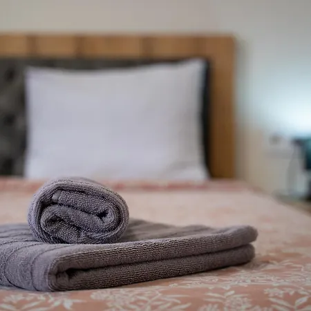 Wow For Rent - Bul Montevideo 25a - B 3*