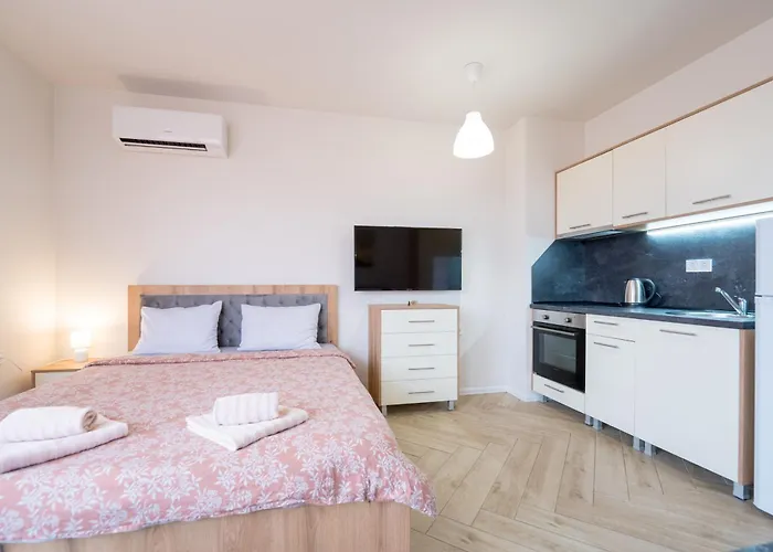 Wow For Rent - Bul Montevideo 25a - B Sofia