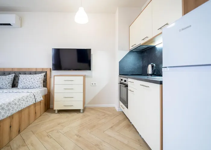 Wow For Rent - Bul Montevideo 25a - B 3*